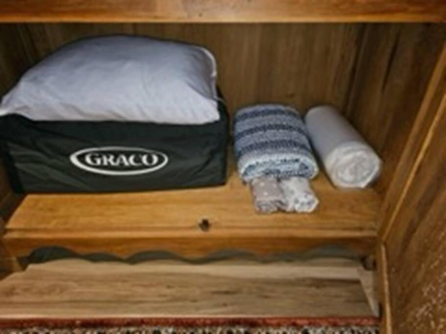 Log Cabin, Hot Tub, Fireplace, Pool Table & Views! Севьервилл Экстерьер фото